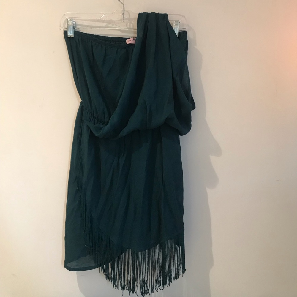 One shoulder green fringe dress